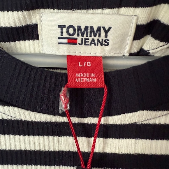 Tommy Hilfiger Dress - Picture 7 of 7